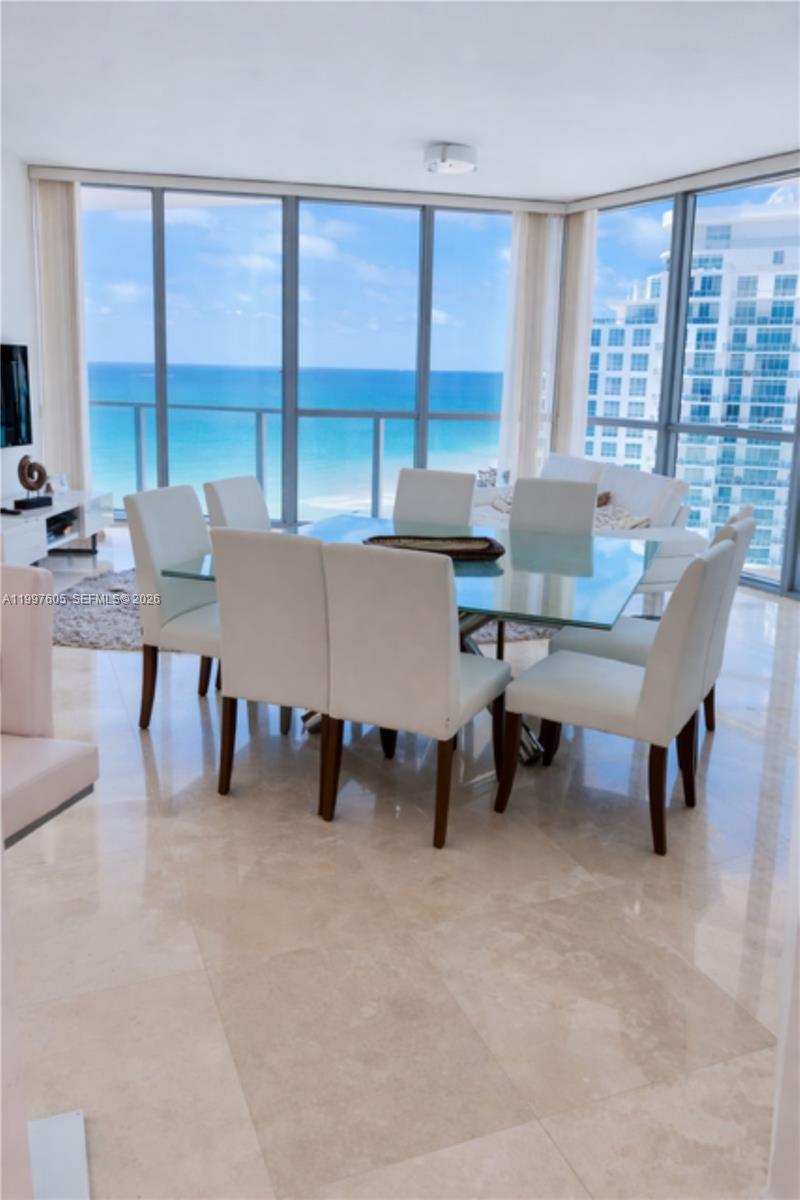 Photo of 3101 Ocean Dr  #2406, Hollywood, Florida, 33019 - 