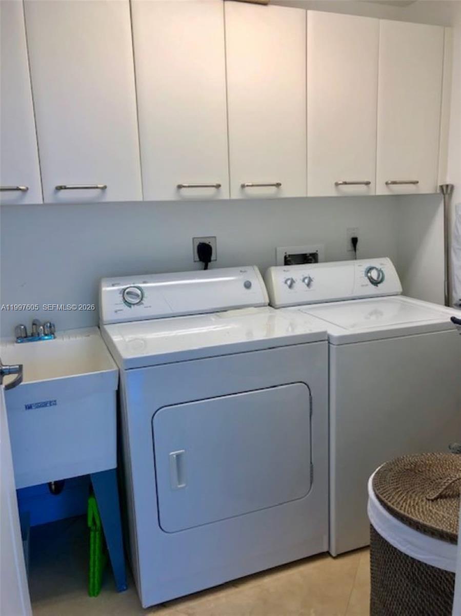 Photo of 3101 Ocean Dr  #2406, Hollywood, Florida, 33019 - 