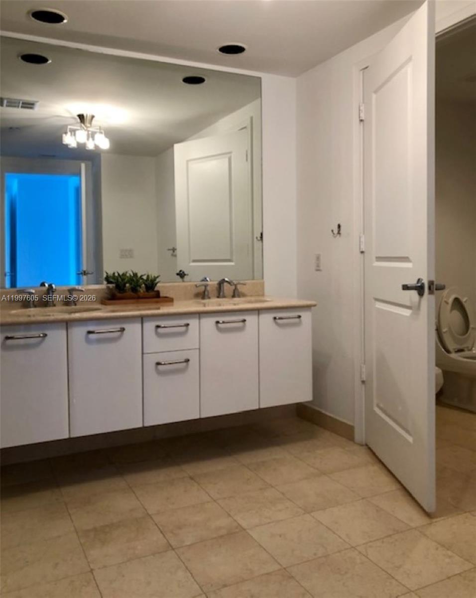 Photo of 3101 Ocean Dr  #2406, Hollywood, Florida, 33019 - Master