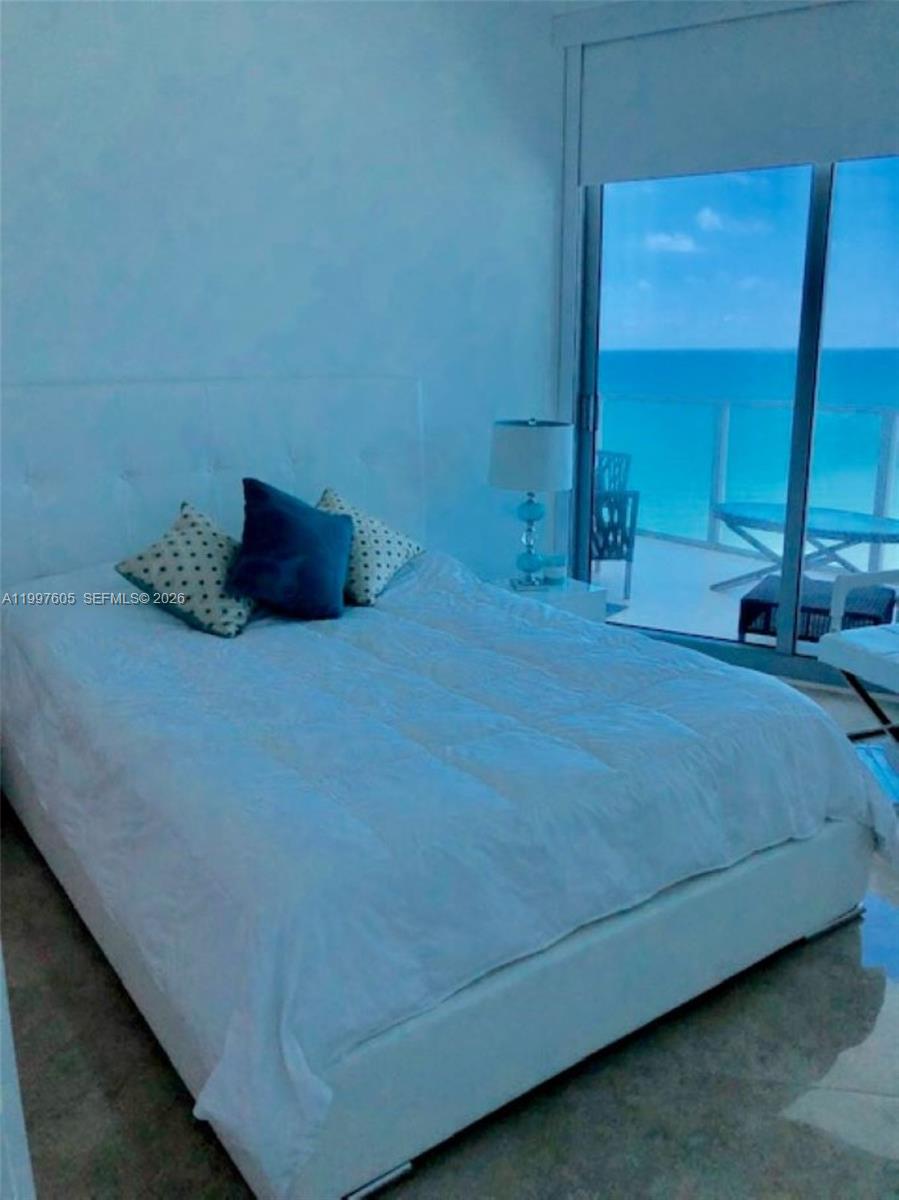 Photo of 3101 Ocean Dr  #2406, Hollywood, Florida, 33019 - second bedroom
