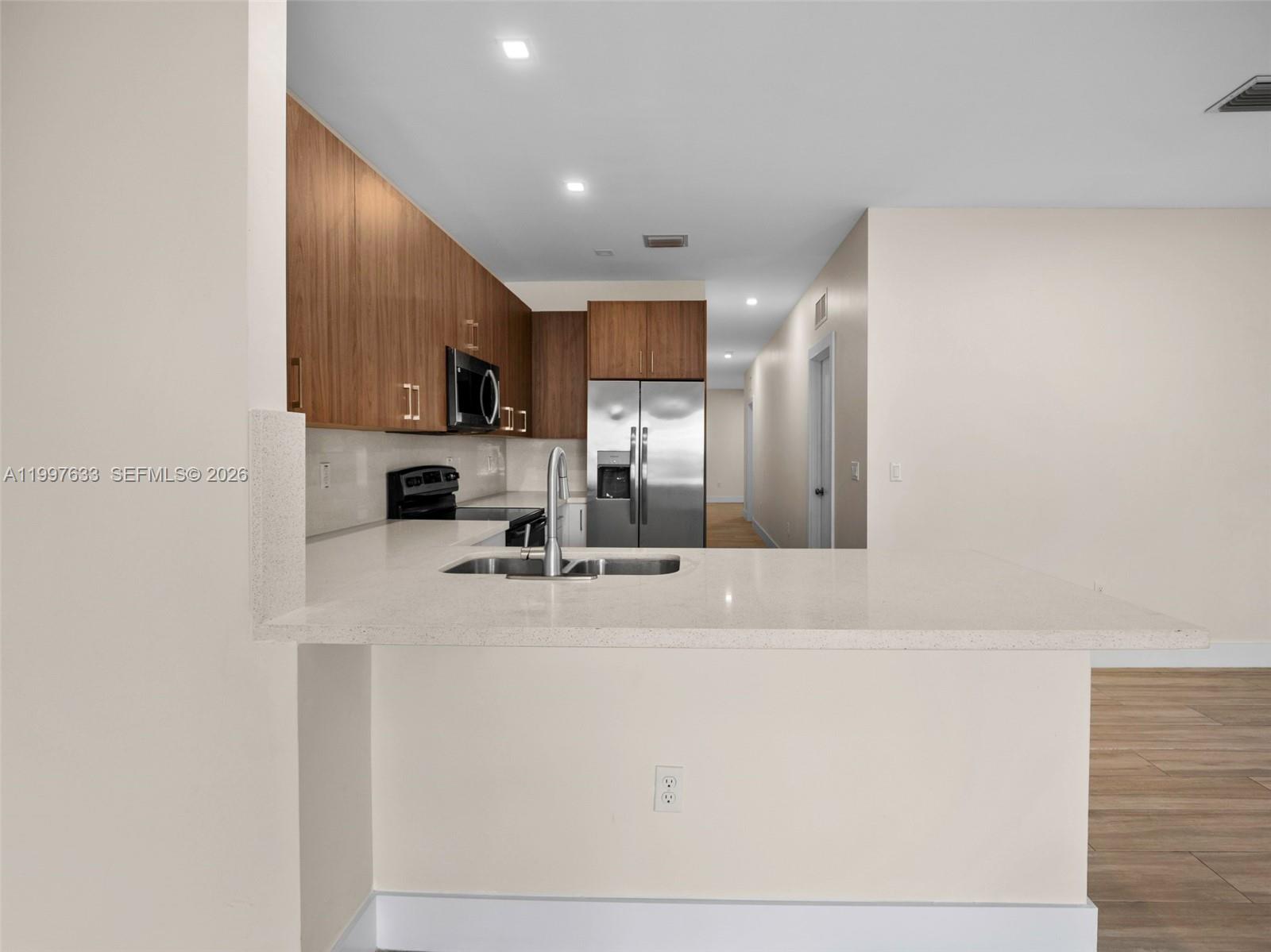   /  2830 sq. ft. $ 2026-04-08 0 Photo
