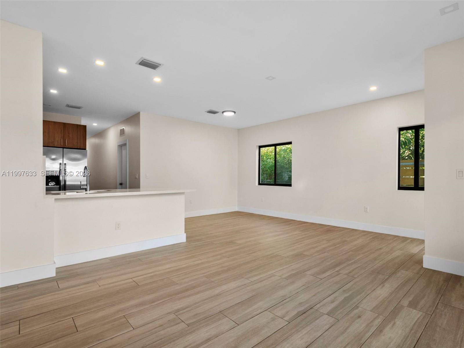   /  2830 sq. ft. $ 2026-04-08 0 Photo