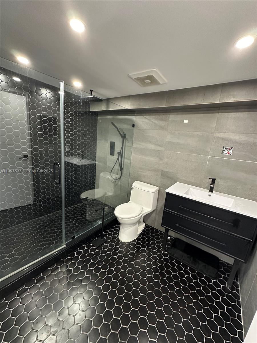   /   sq. ft. $ 2026-04-08 0 Photo
