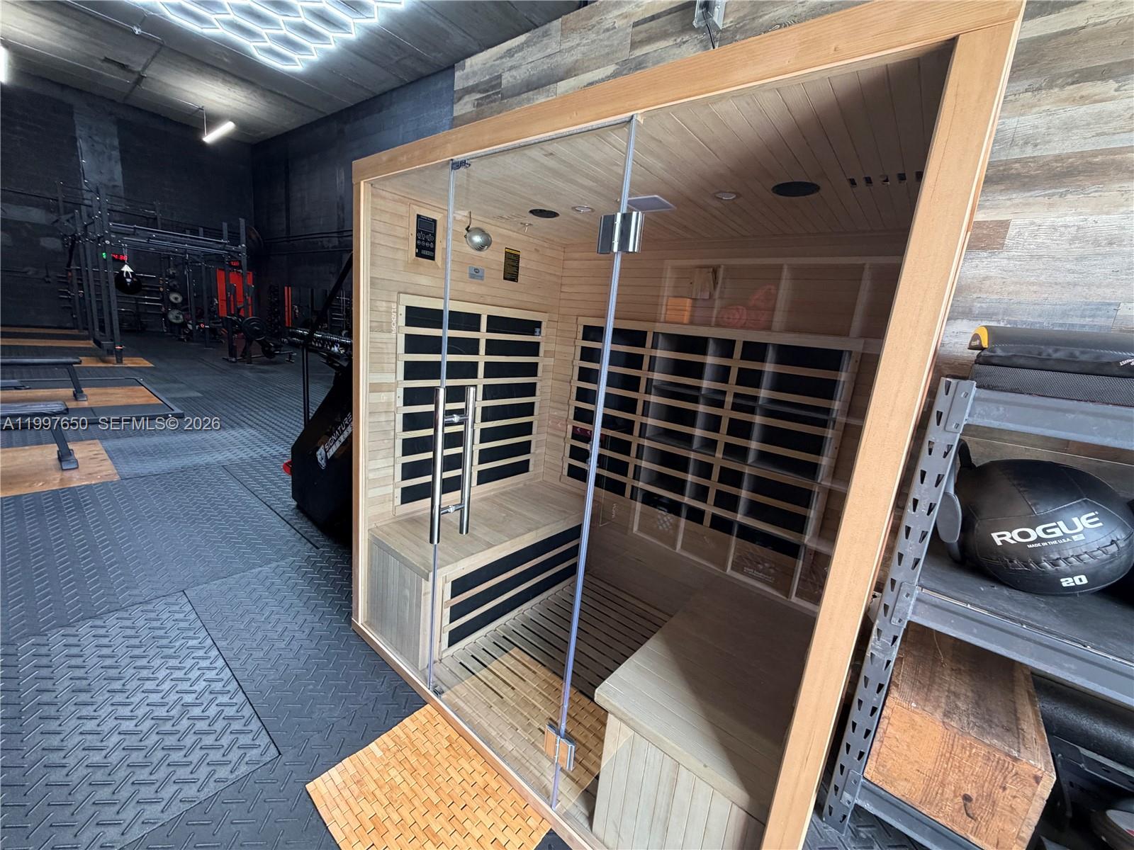 14911  /   sq. ft. $ 2026-04-08 0 Photo