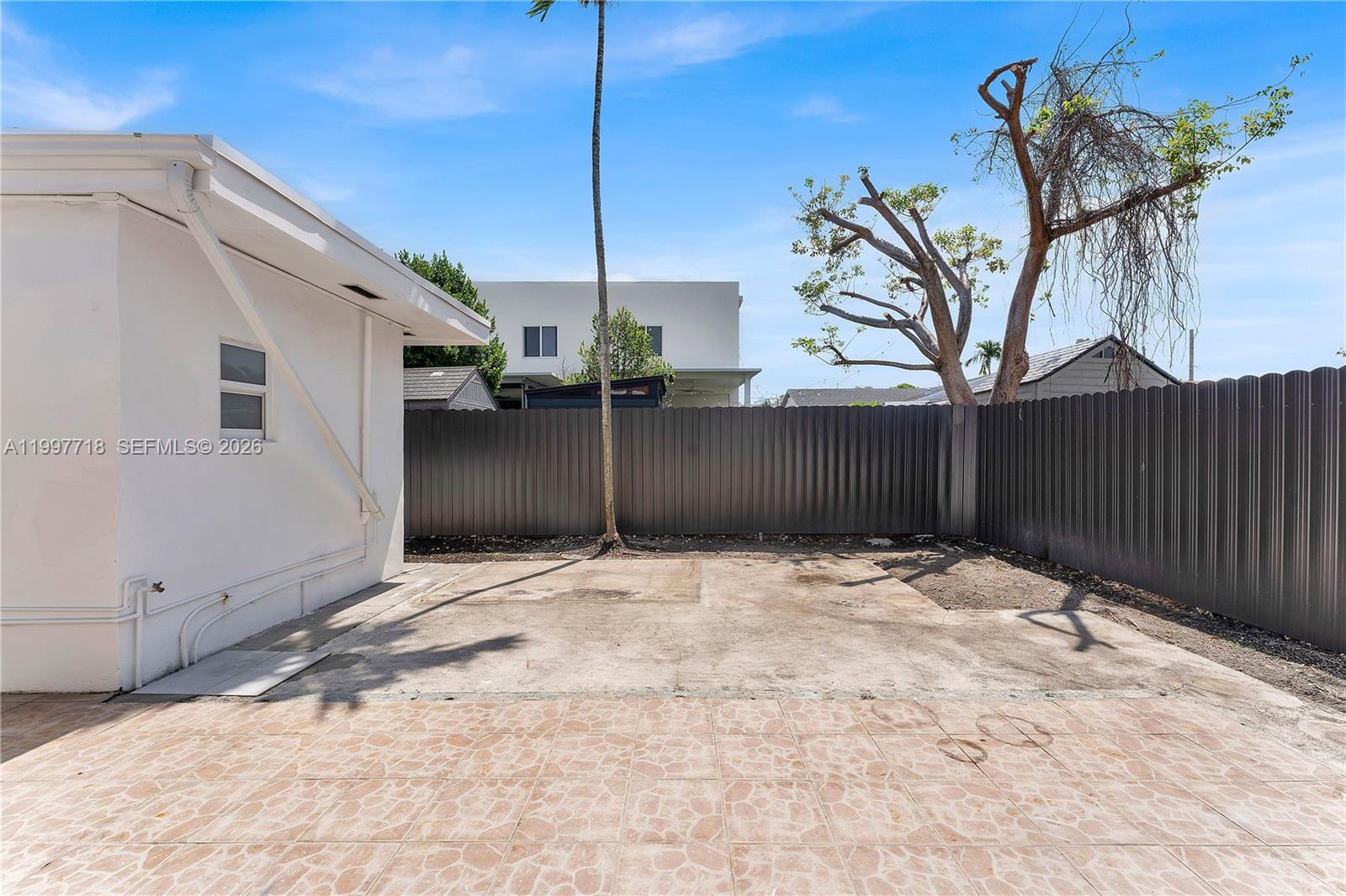 See details / 2169 sq. ft. $ 2026-04-09 0 Photo