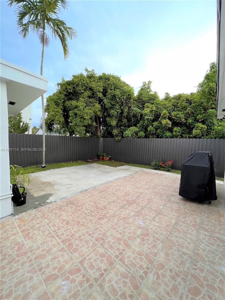   /  2169 sq. ft. $ 2026-04-09 0 Photo