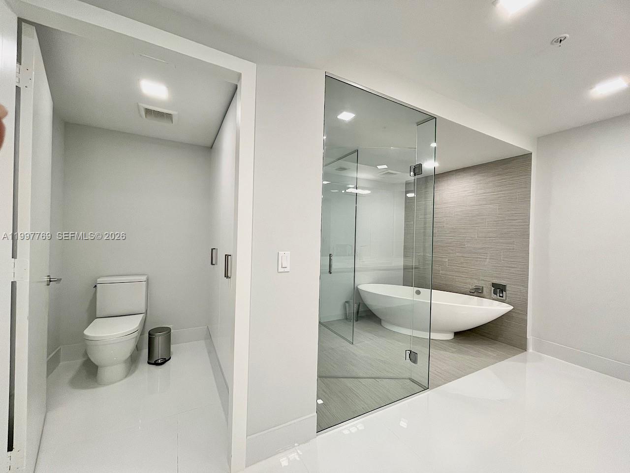 5-905 2 / 3 1541 sq. ft. $ 2026-04-09 0 Photo