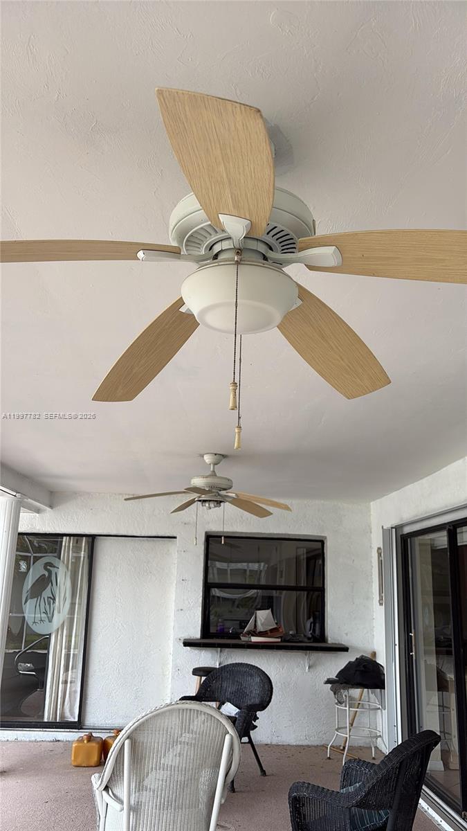 Ver detalles 251 3 / 2 sq. ft. $ 2026-04-09 0 foto