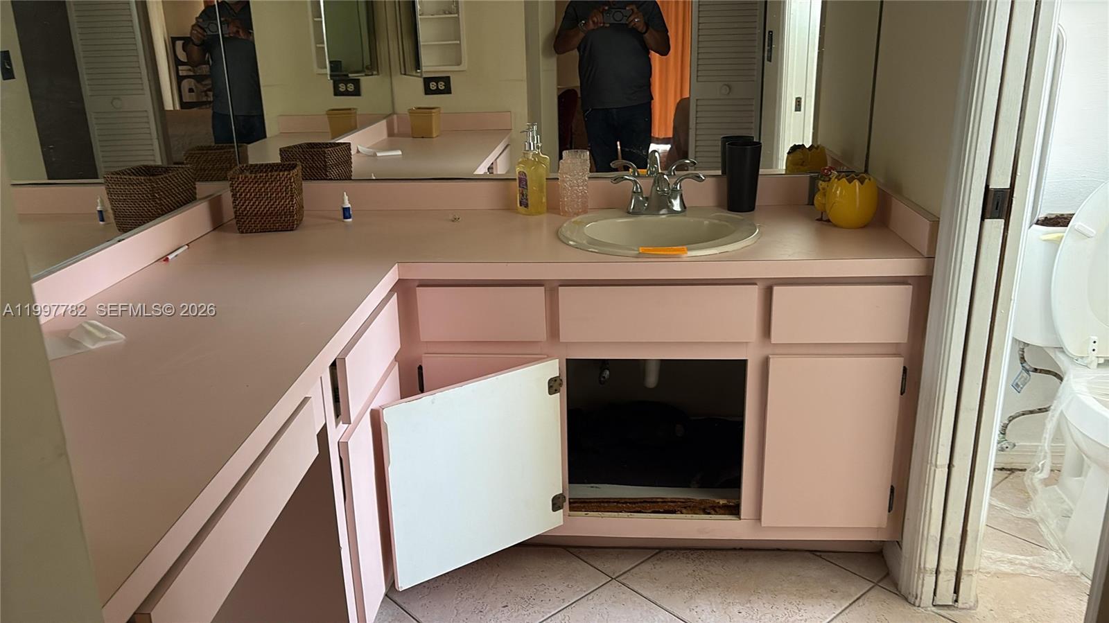 Ver detalles 251 3 / 2 sq. ft. $ 2026-04-09 0 foto