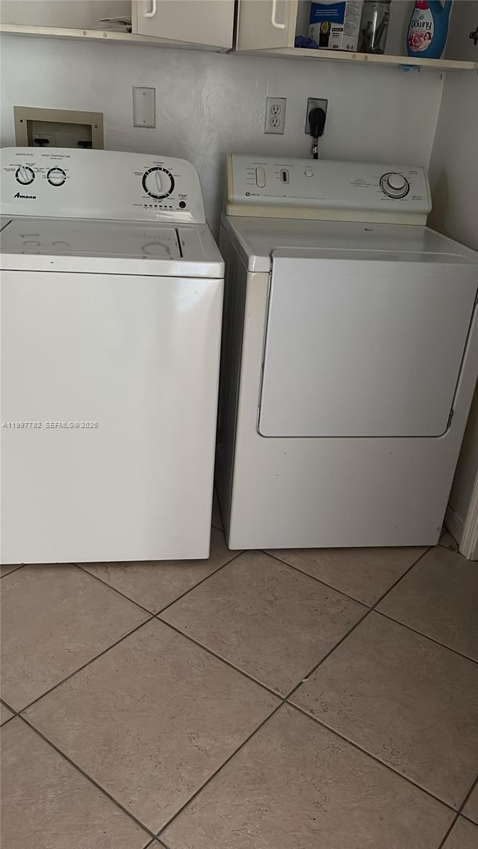Ver detalles 251 3 / 2 sq. ft. $ 2026-04-09 0 foto