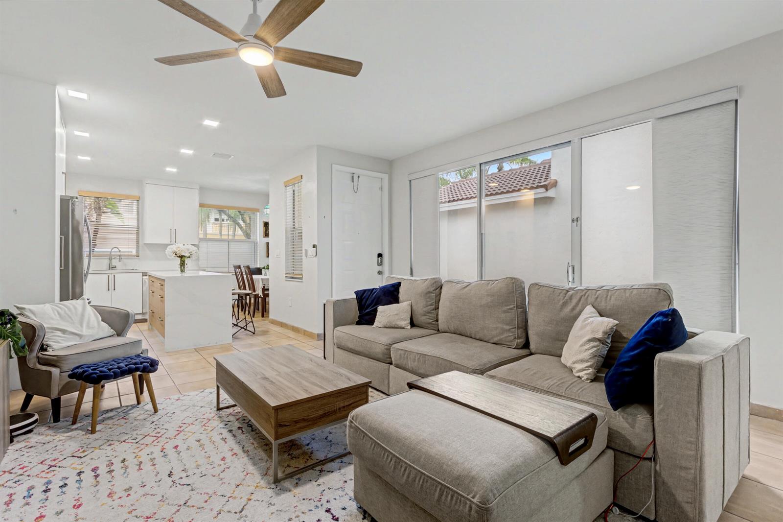 Photo of 1545 Seagrape (1545), Hollywood, Florida, 33019 - 1545-10