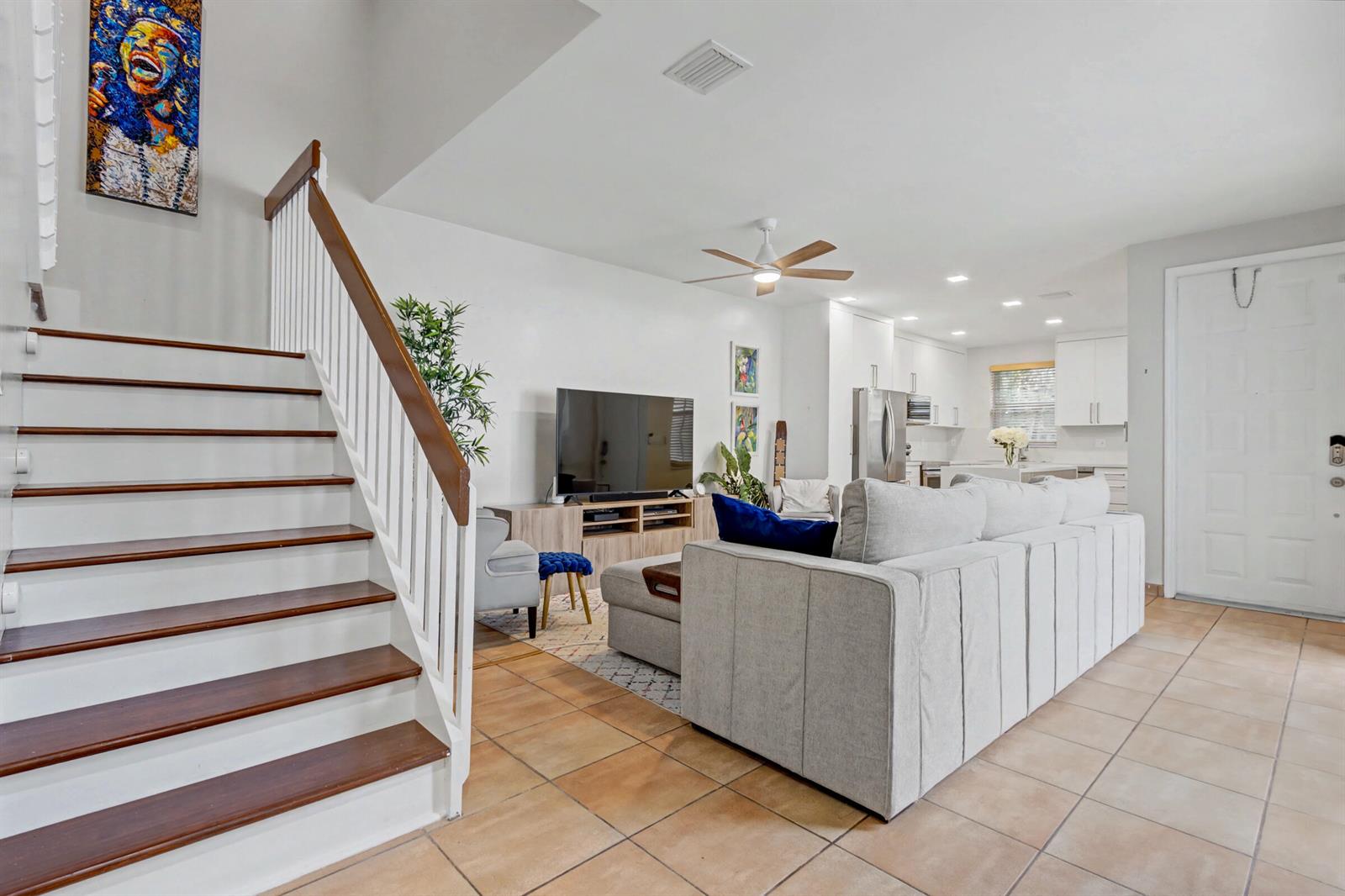 Photo of 1545 Seagrape (1545), Hollywood, Florida, 33019 - 1545-7