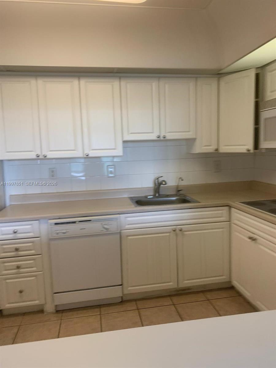 Photo of 19380 Collins Ave #319, Sunny Isles Beach, Florida, 33160 -