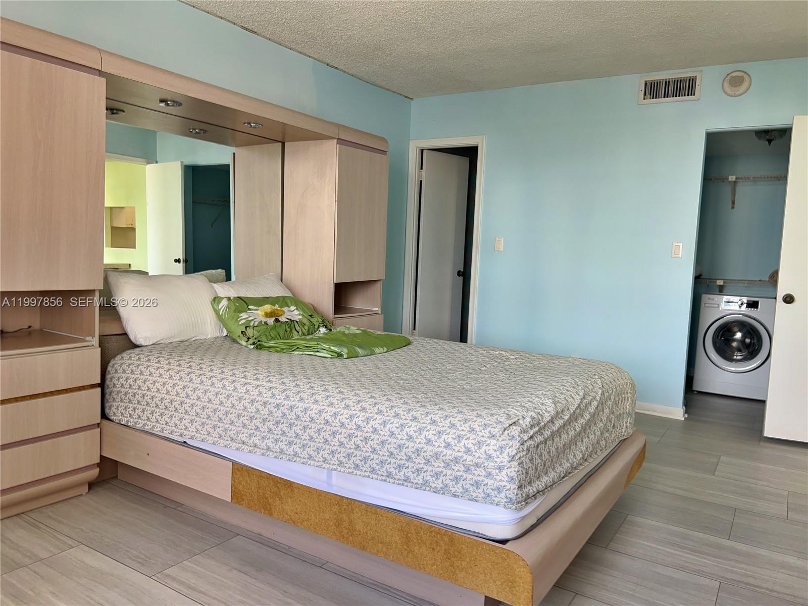 Photo of 1801 Ocean Dr #934, Hallandale Beach, Florida, 33009 -