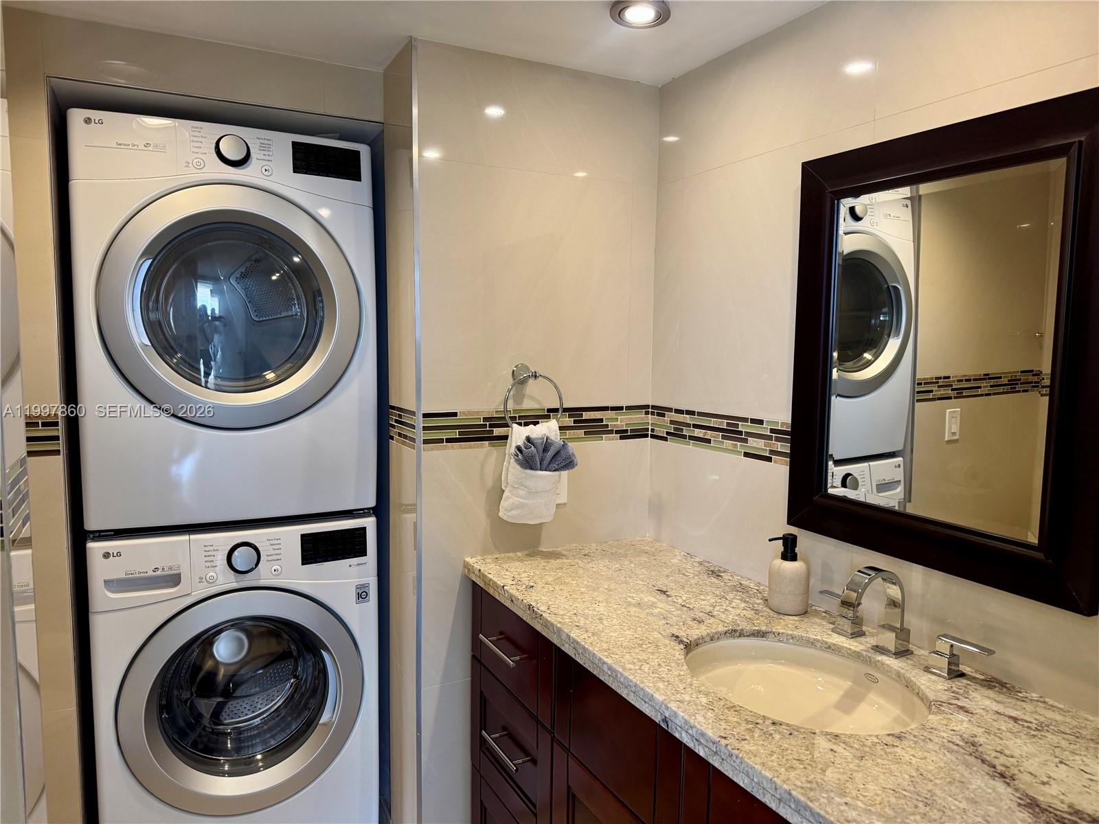 710 2 / 2 1300 sq. ft. $ 2026-04-09 0 Photo