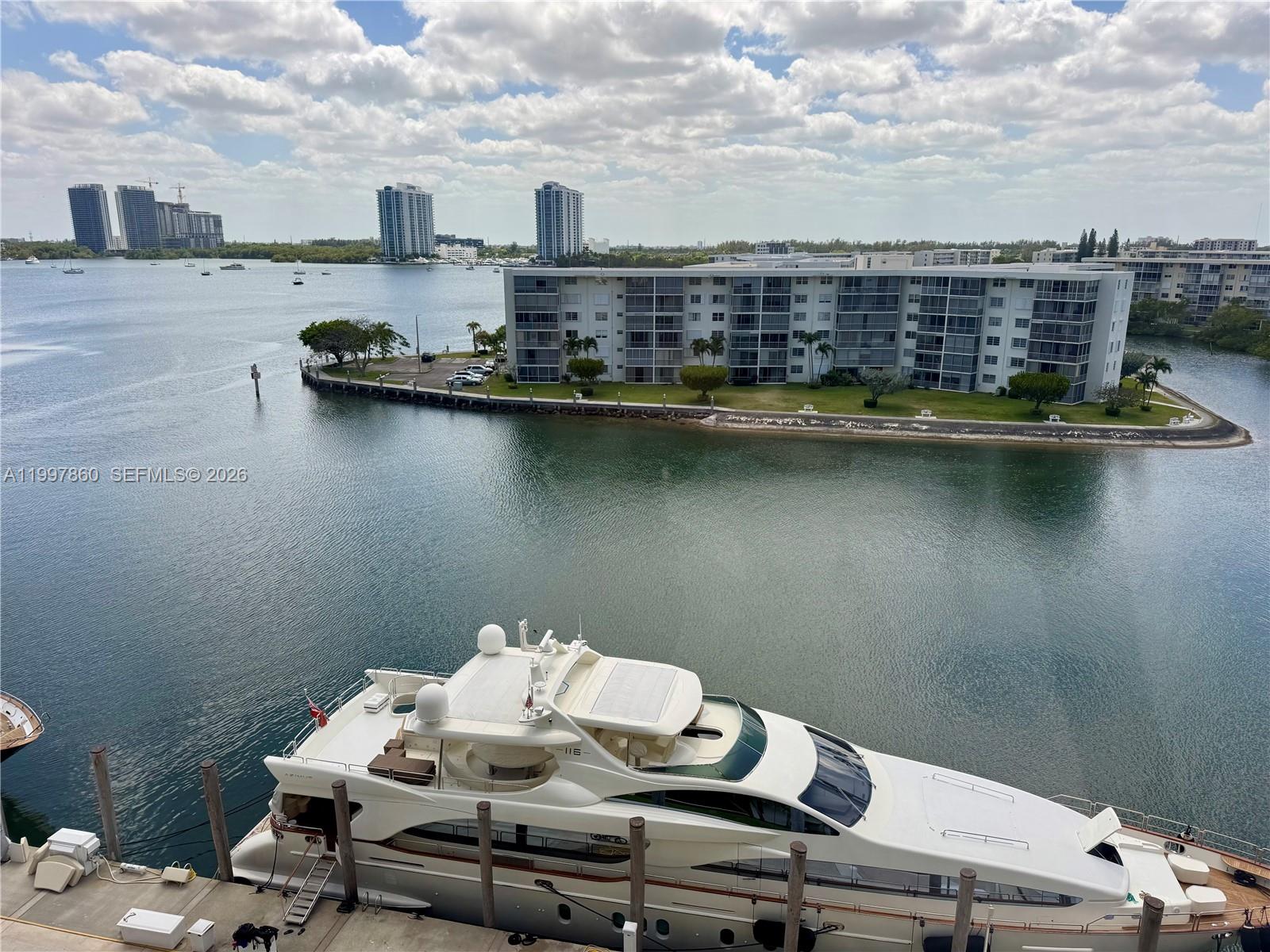 710 2 / 2 1300 sq. ft. $ 2026-04-09 0 Photo