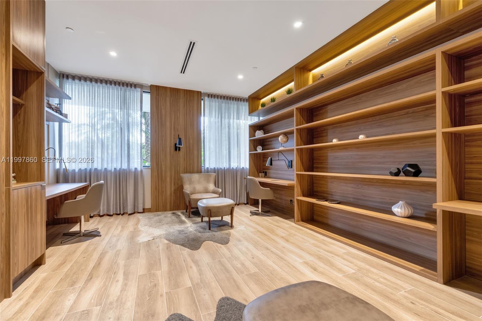 710 2 / 2 1300 sq. ft. $ 2026-04-09 0 Photo