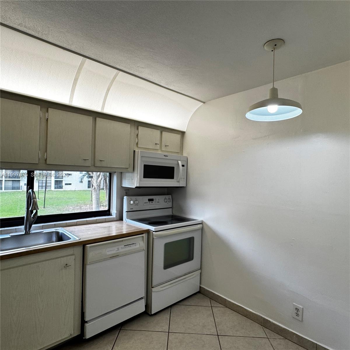 Photo of 16919 Bay Rd  #210, Sunny Isles Beach, Florida, 33160 - 