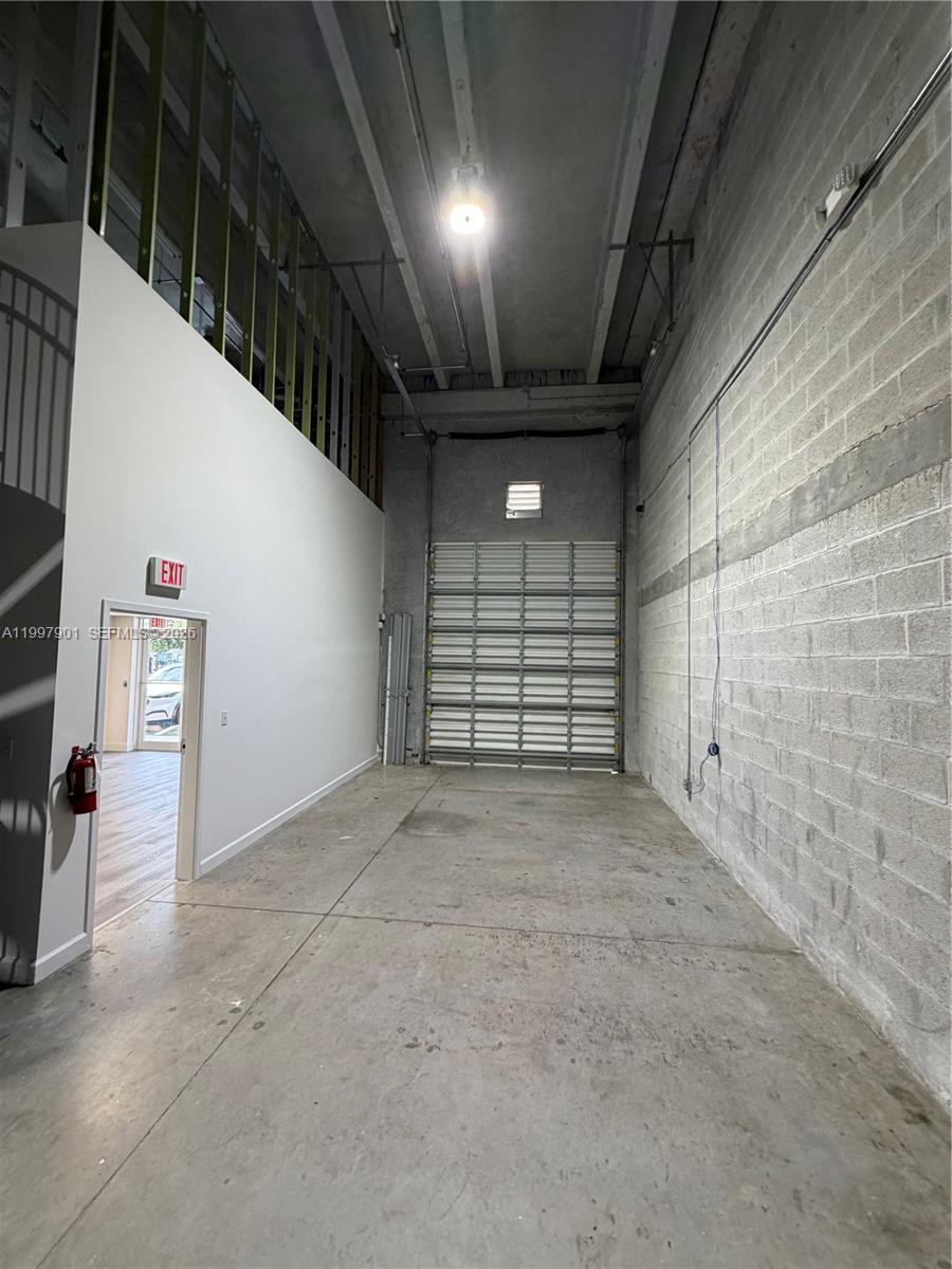 115  /   sq. ft. $ 2026-04-09 0 Photo