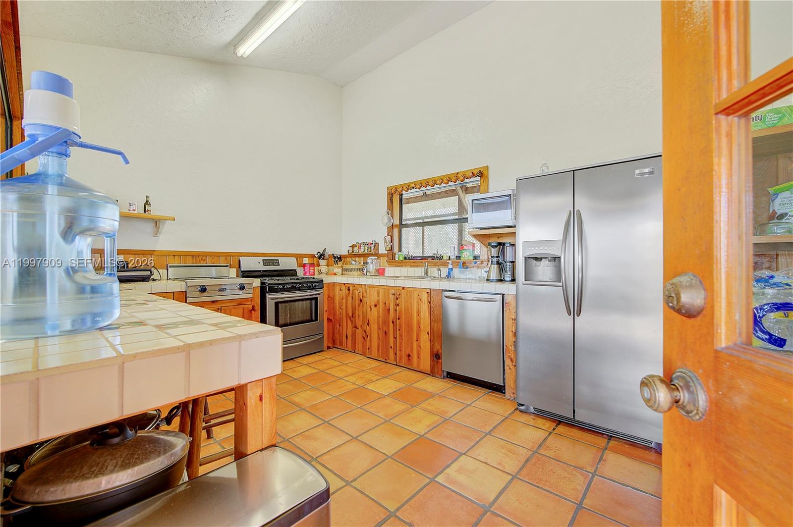   /   sq. ft. $ 2026-05-04 0 foto