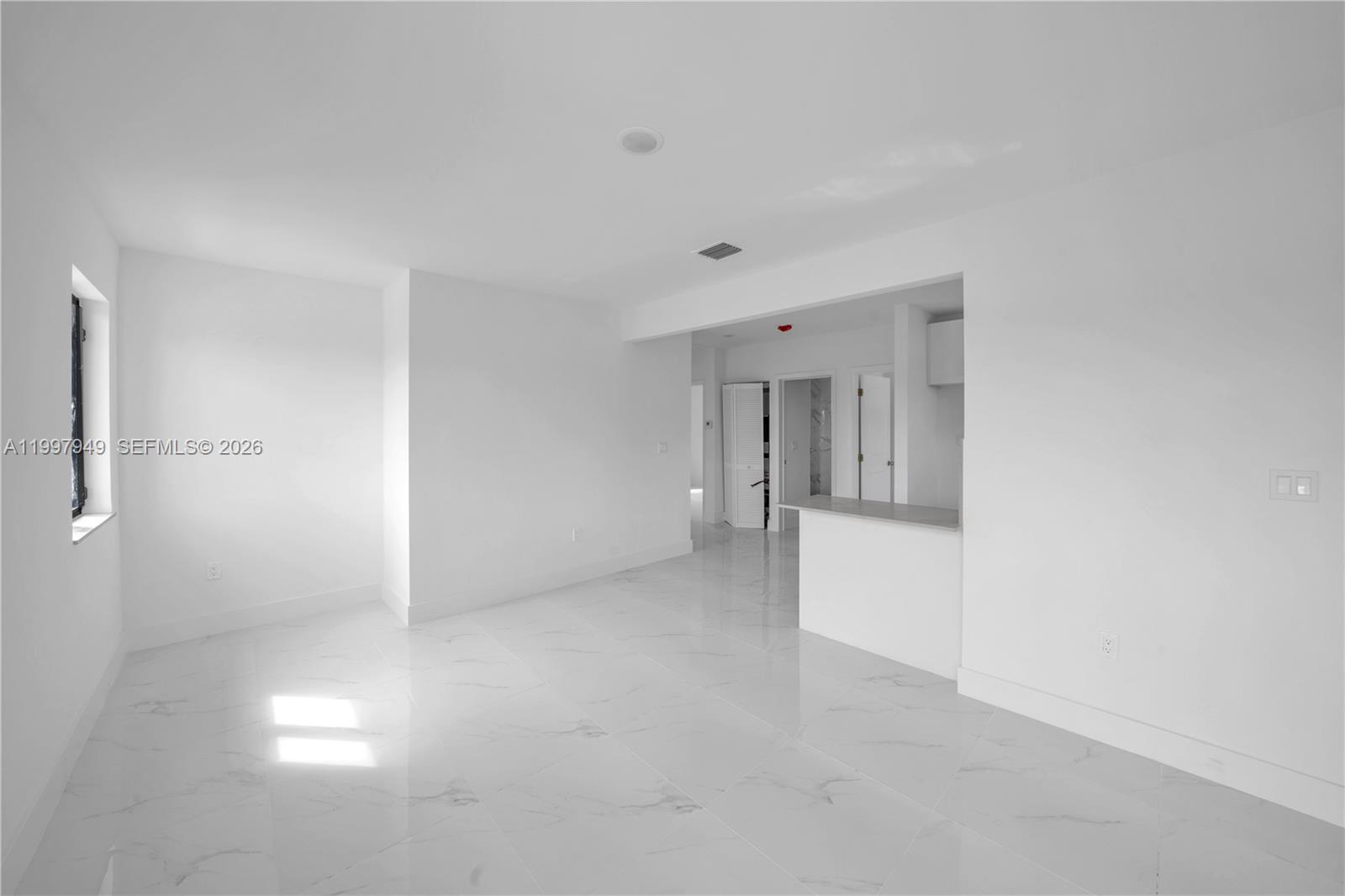   /  2475 sq. ft. $ 2026-04-09 0 Photo