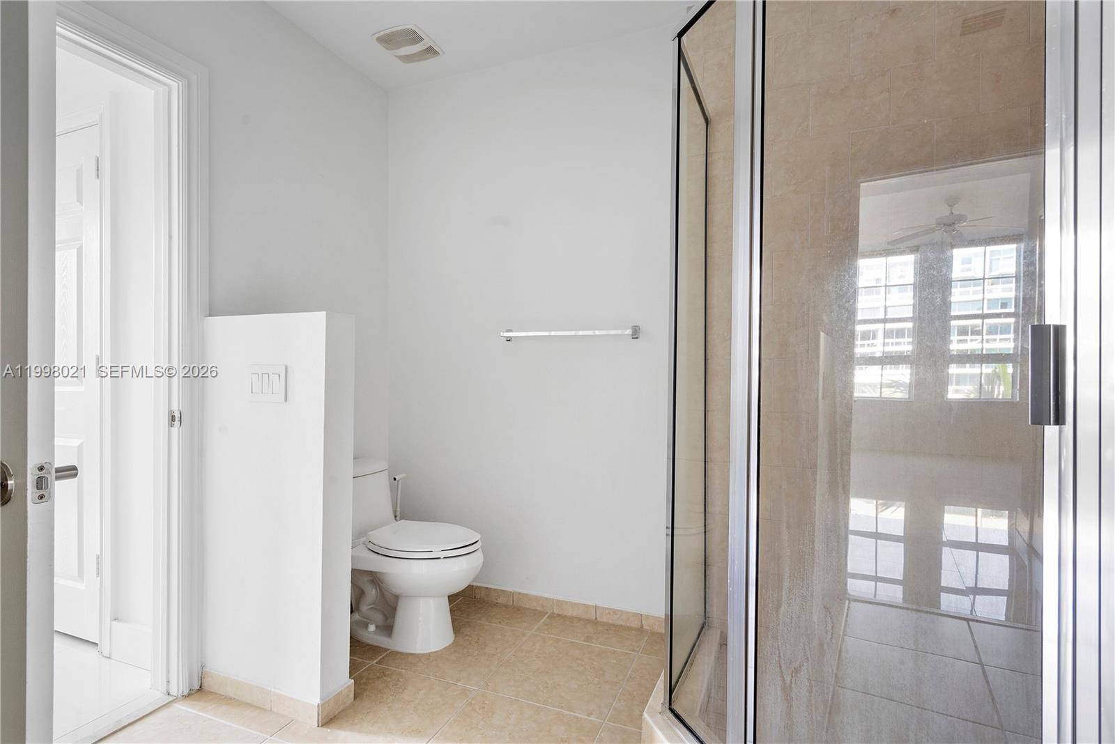 Photo of 3001 185th St  #411, Aventura, Florida, 33180 - 
