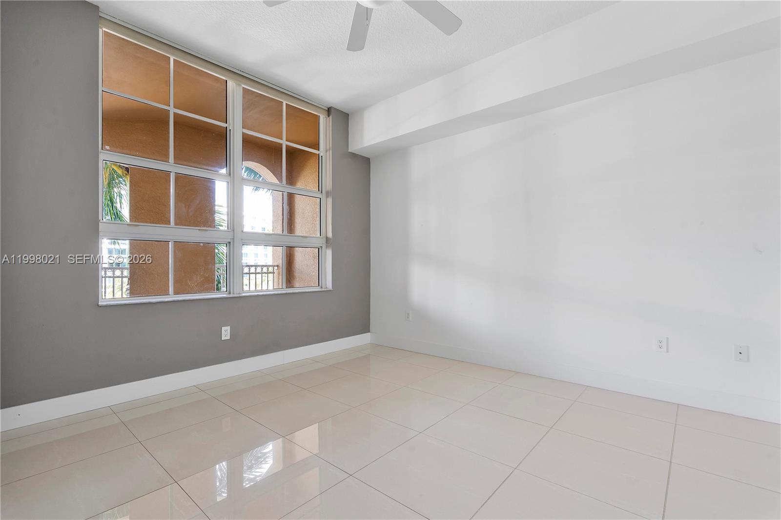 Photo of 3001 185th St  #411, Aventura, Florida, 33180 - 