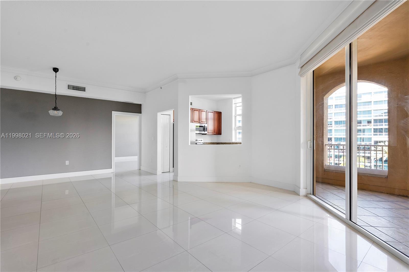 Photo of 3001 185th St  #411, Aventura, Florida, 33180 - 