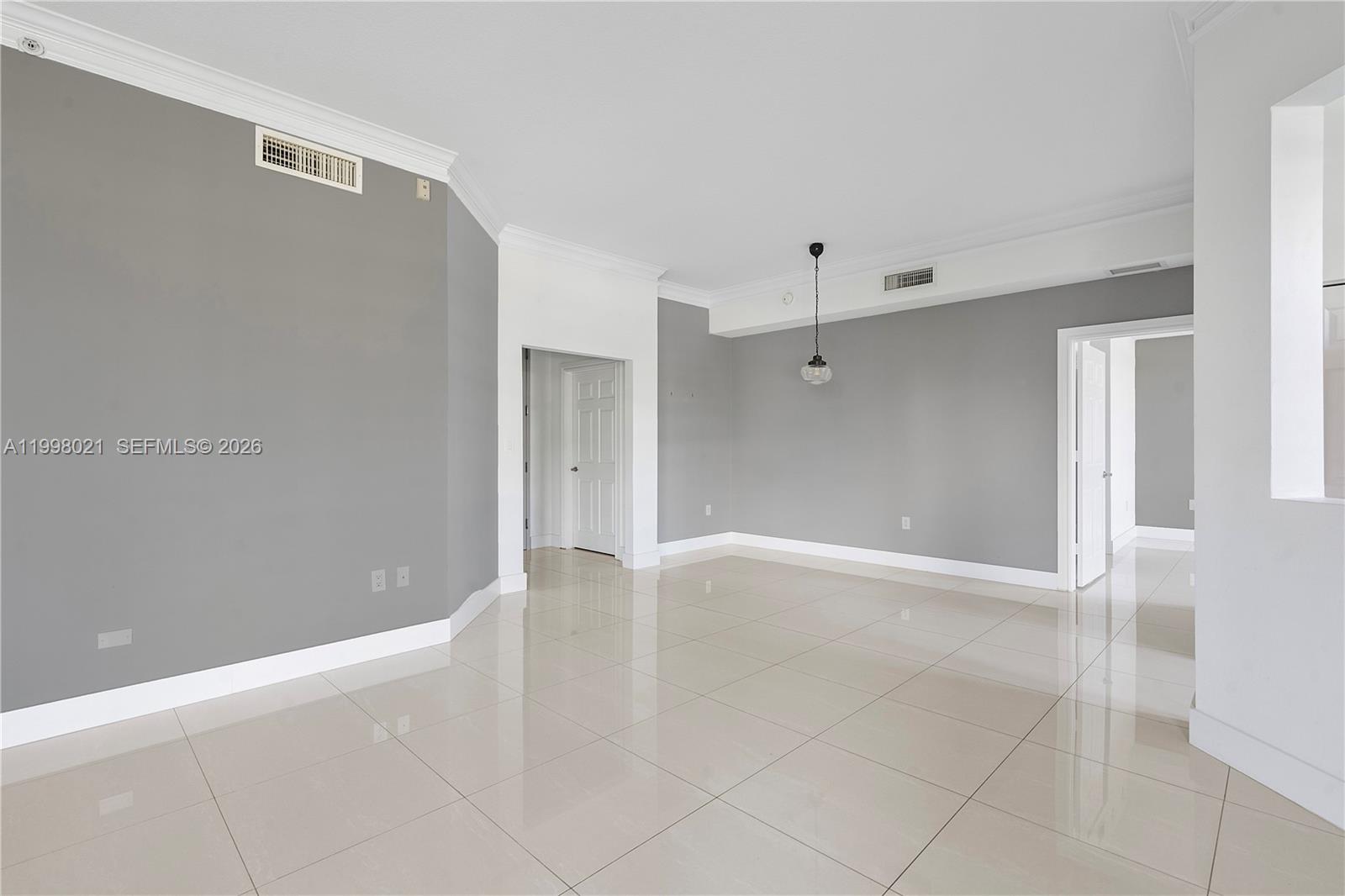 Photo of 3001 185th St  #411, Aventura, Florida, 33180 - 
