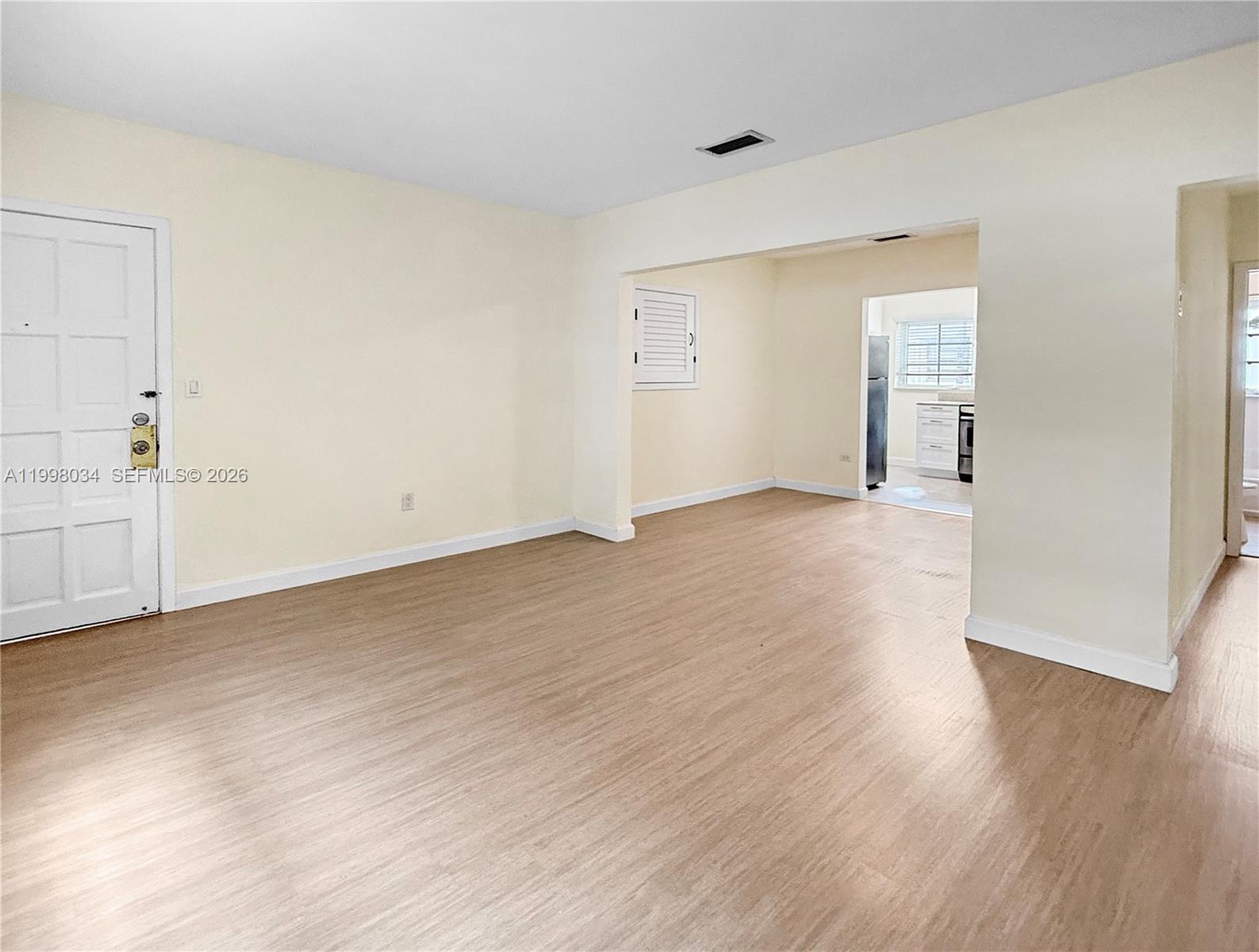   /  3600 sq. ft. $ 2026-04-09 0 Photo