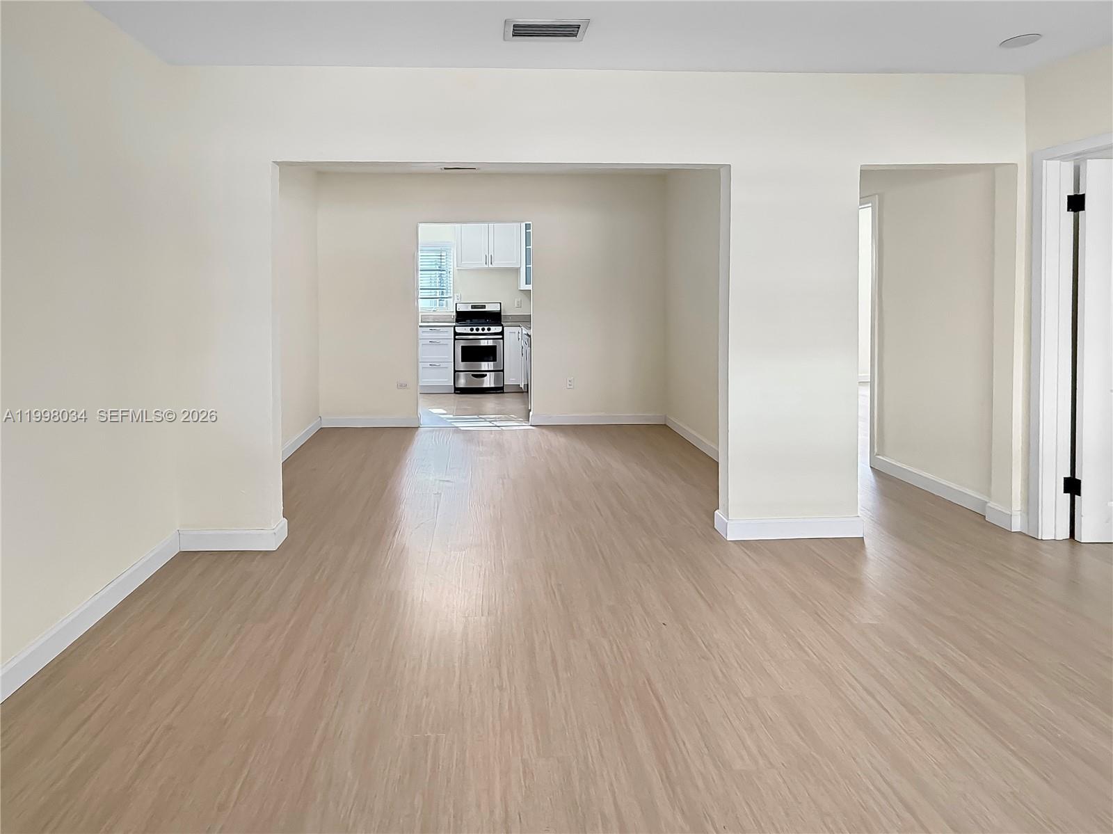   /  3600 sq. ft. $ 2026-04-09 0 Photo
