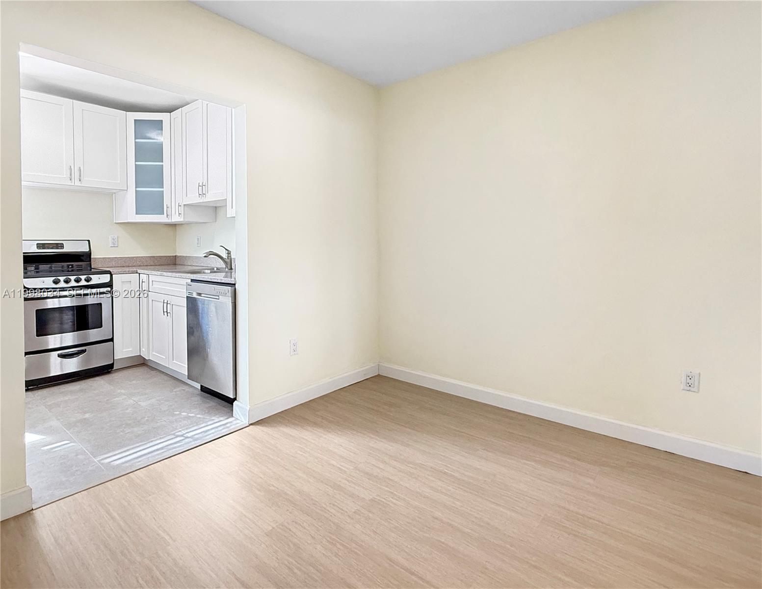   /  3600 sq. ft. $ 2026-04-09 0 Photo