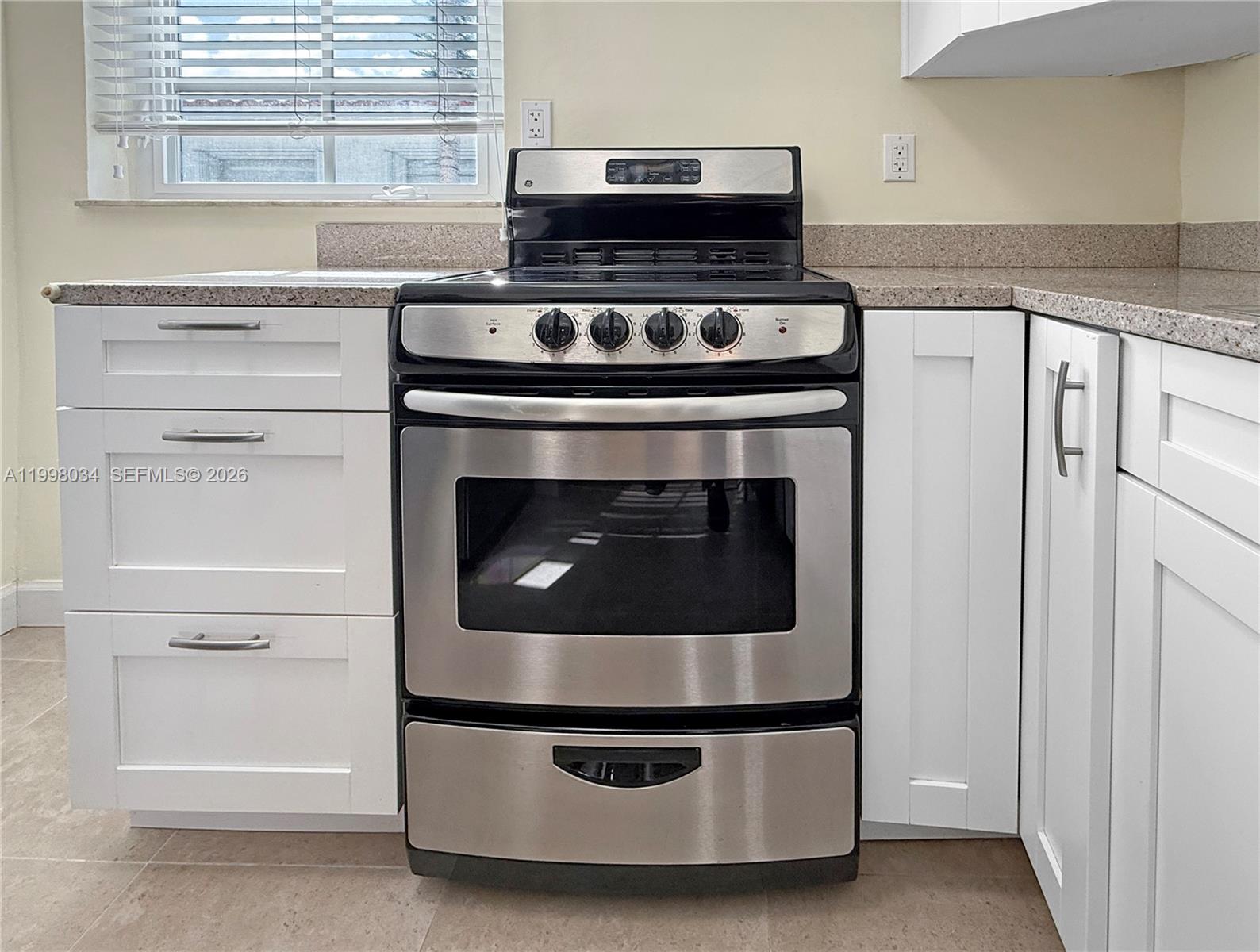   /  3600 sq. ft. $ 2026-04-09 0 Photo