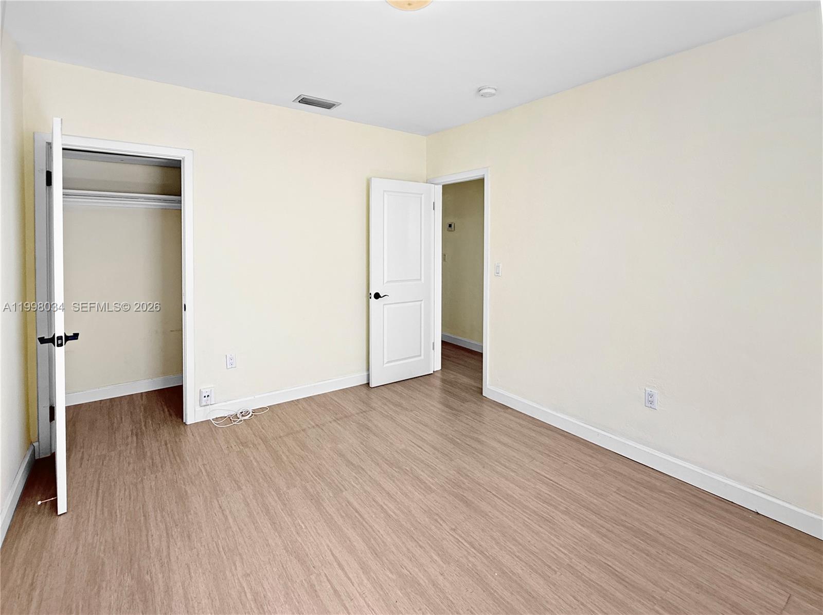   /  3600 sq. ft. $ 2026-04-09 0 Photo