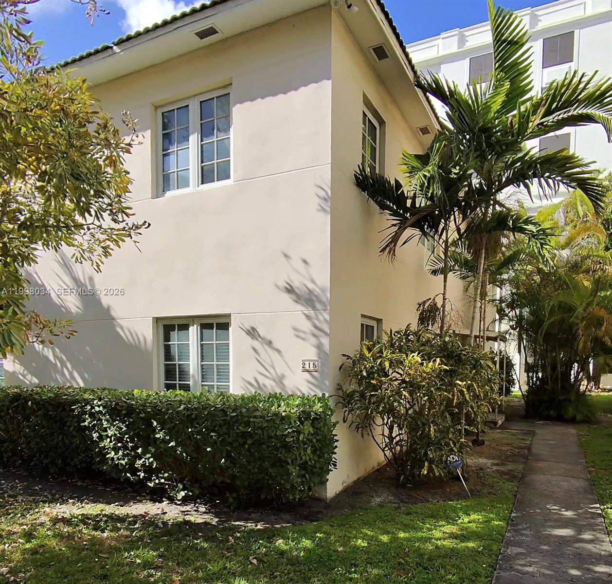   /  3600 sq. ft. $ 2026-04-09 0 Photo