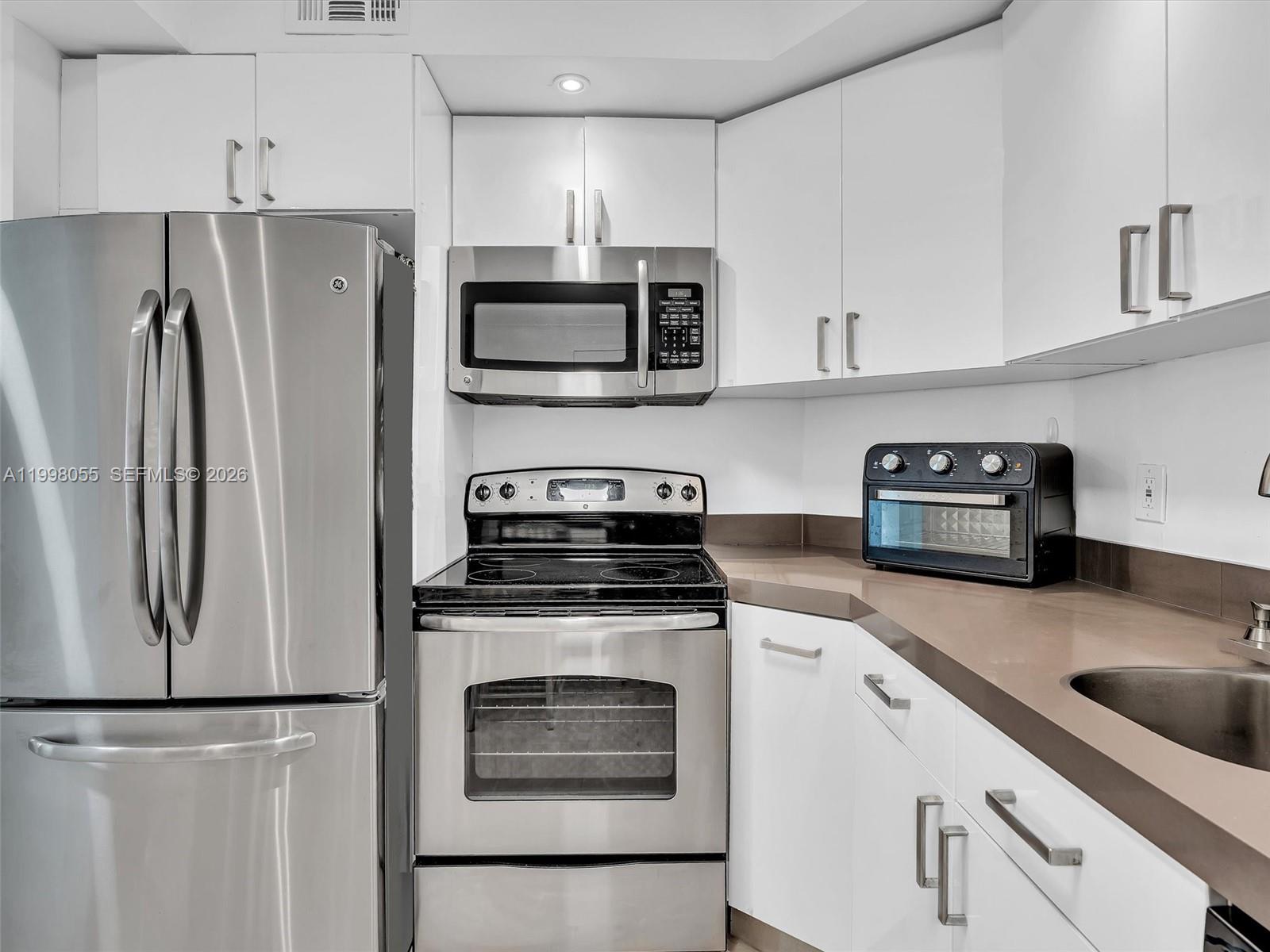 1132 2 / 2 1295 sq. ft. $ 2026-04-09 0 Photo