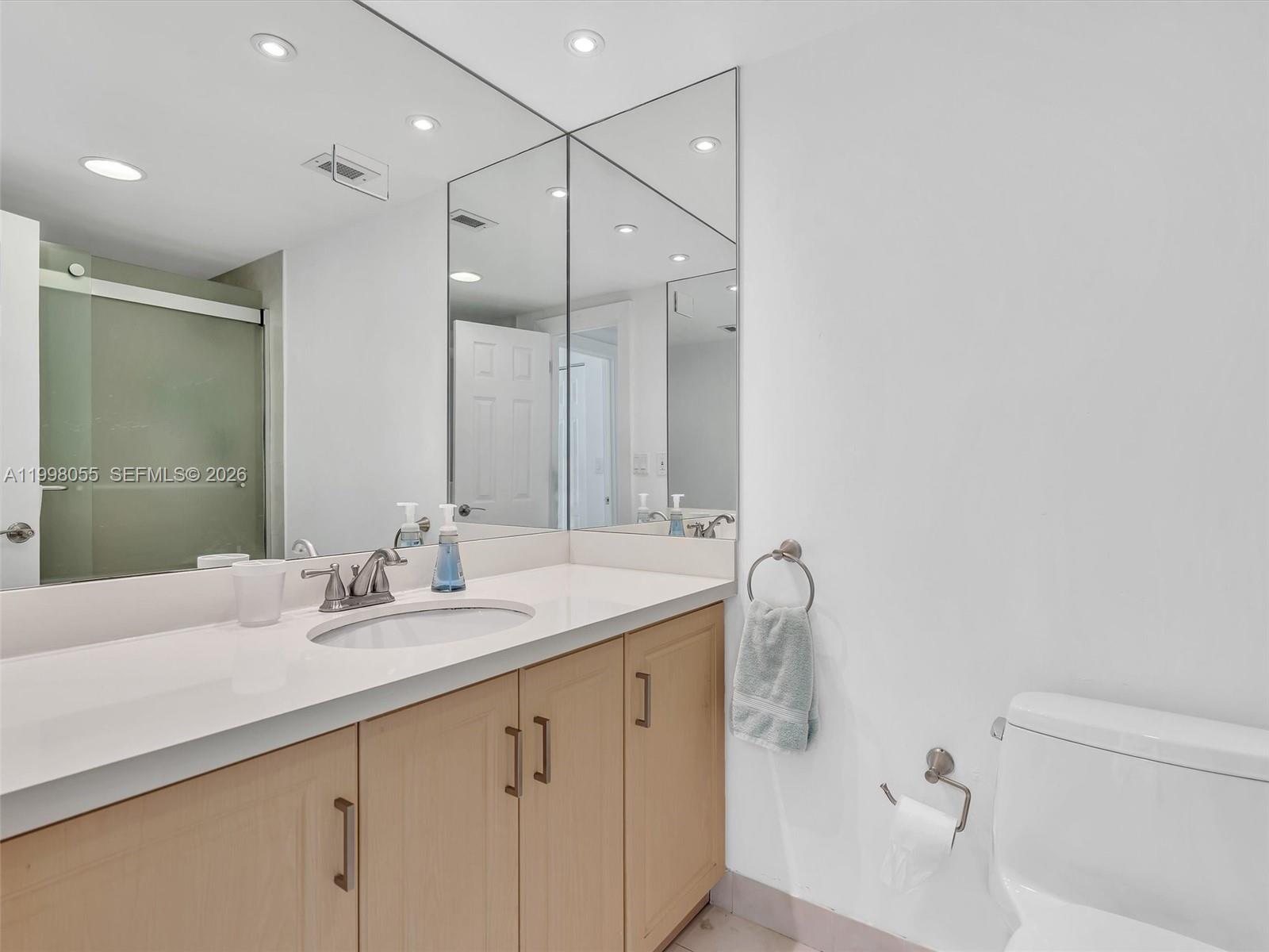 1132 2 / 2 1295 sq. ft. $ 2026-04-09 0 Photo