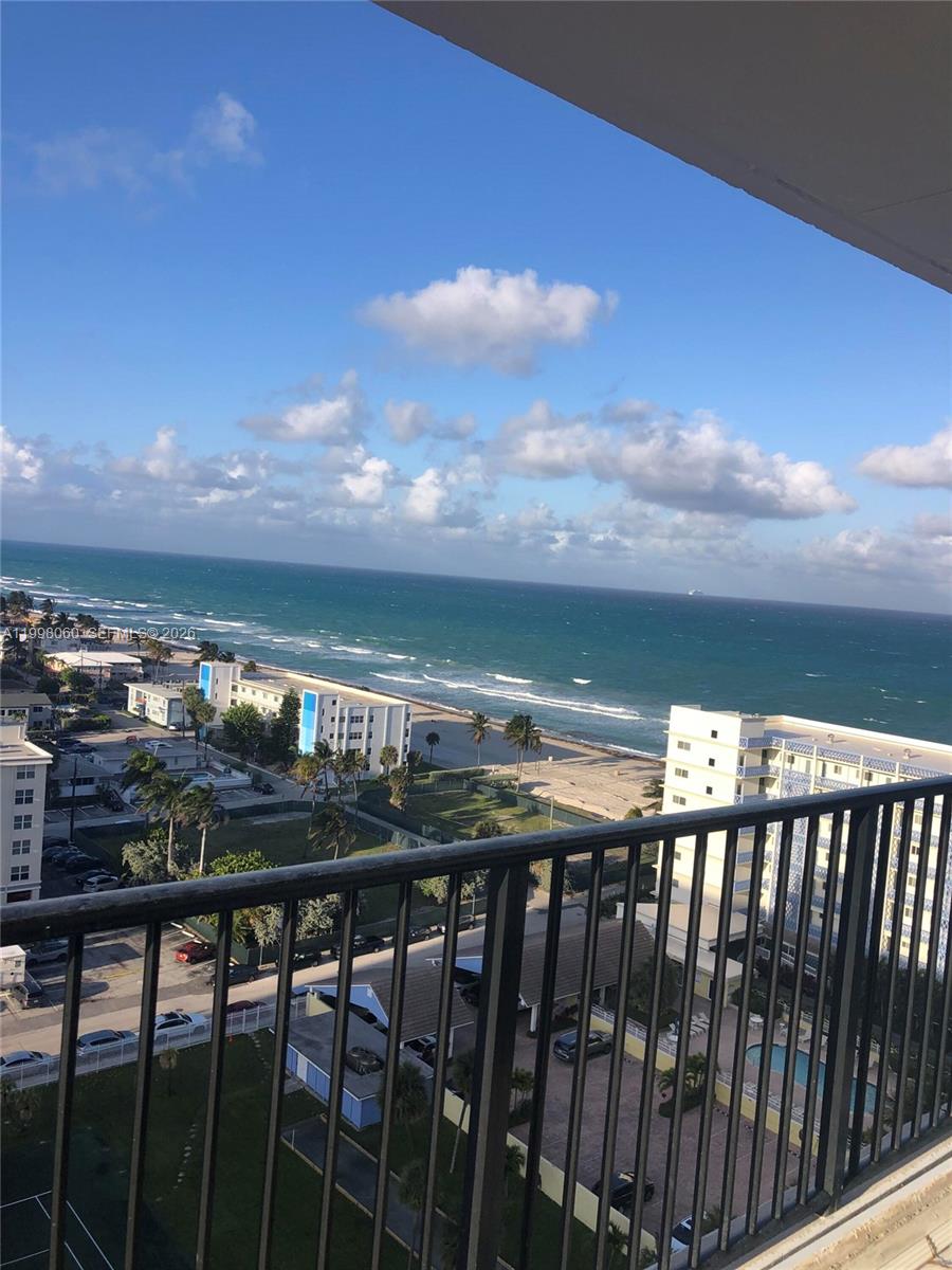 Photo of 2101 Ocean Dr  #1505, Hollywood, Florida, 33019 - 