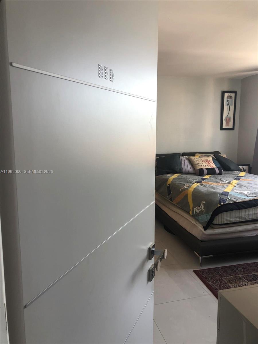 Photo of 2101 Ocean Dr  #1505, Hollywood, Florida, 33019 - 