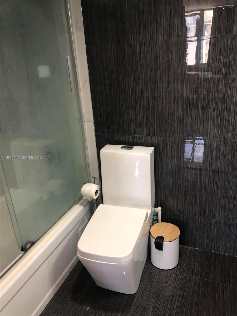 Photo of 2101 Ocean Dr  #1505, Hollywood, Florida, 33019 - 