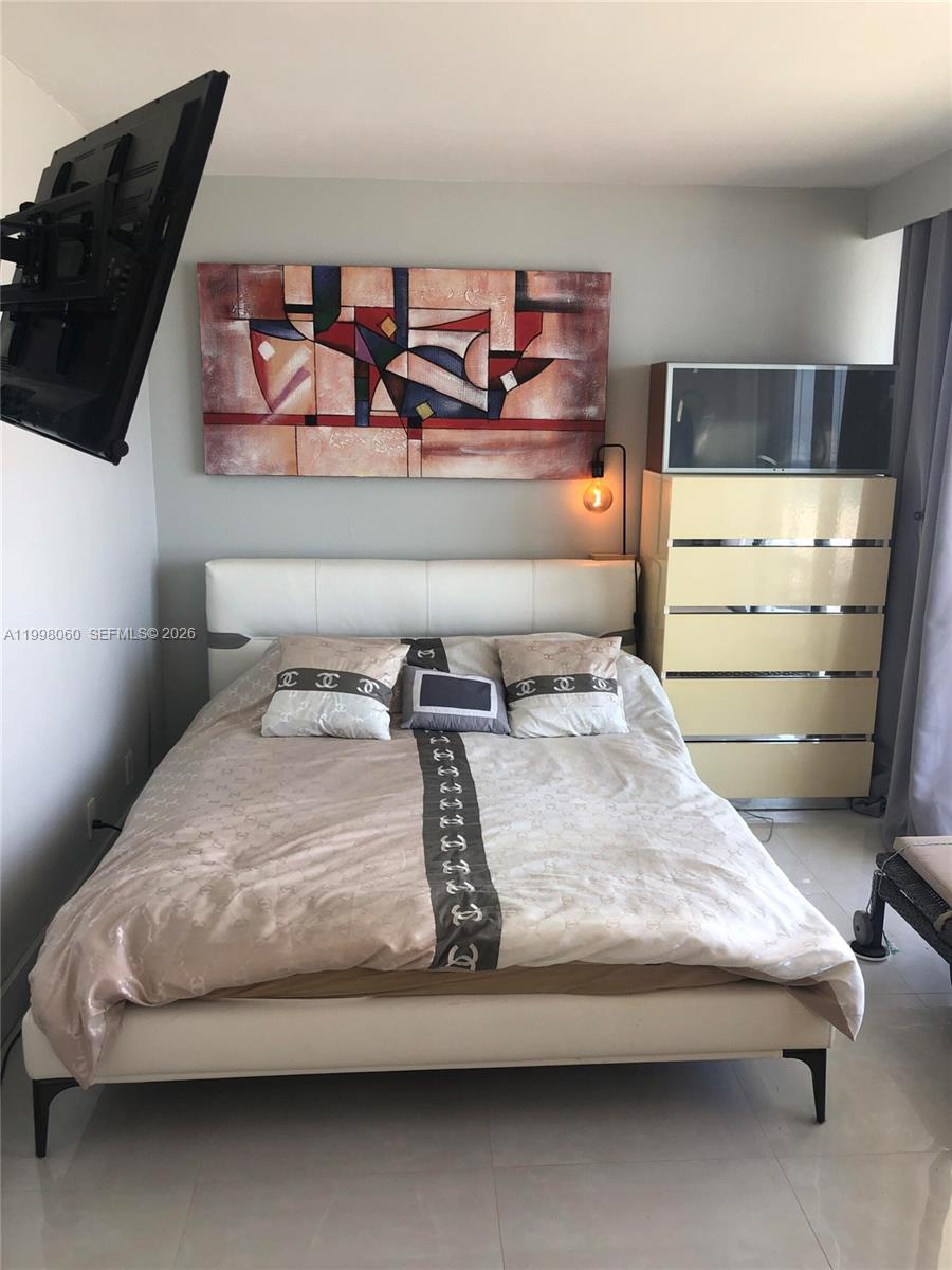 Photo of 2101 Ocean Dr  #1505, Hollywood, Florida, 33019 - 