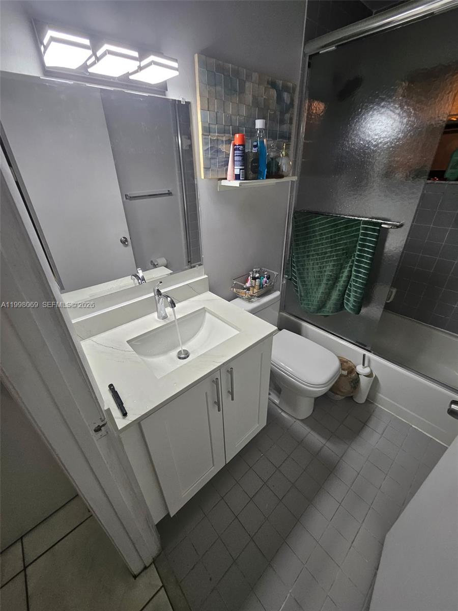   /   sq. ft. $ 2026-04-09 0 Photo