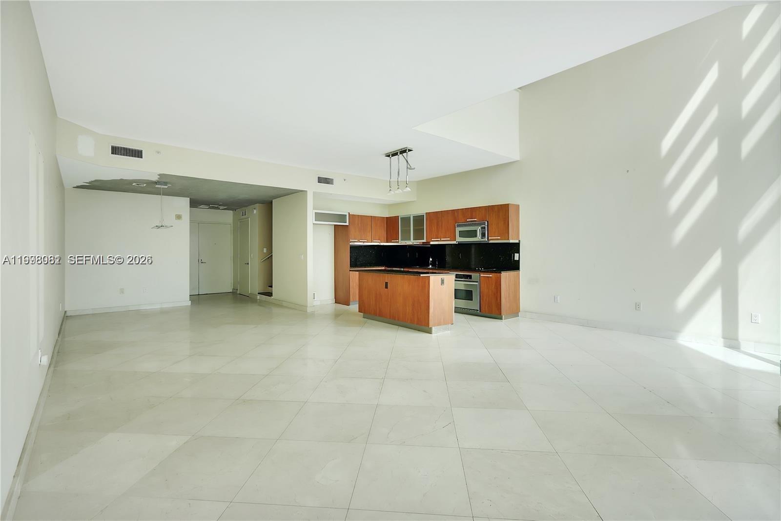 Photo of 3131 188th St  #1-1205, Aventura, Florida, 33180 - 