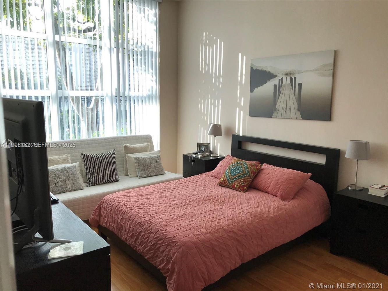 Photo of 1945 Ocean Dr  #M2, Hallandale Beach, Florida, 33009 - 