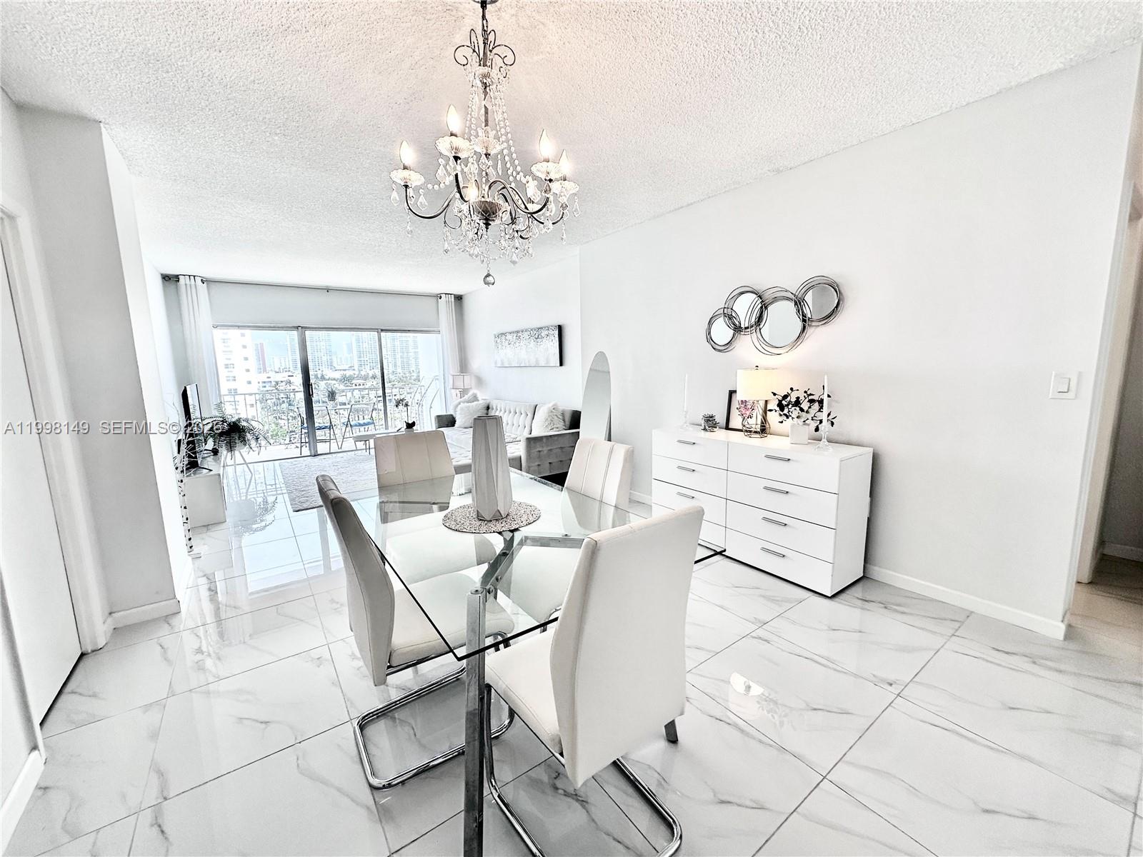 717 1 / 2 762 sq. ft. $ 2026-05-22 0 Photo