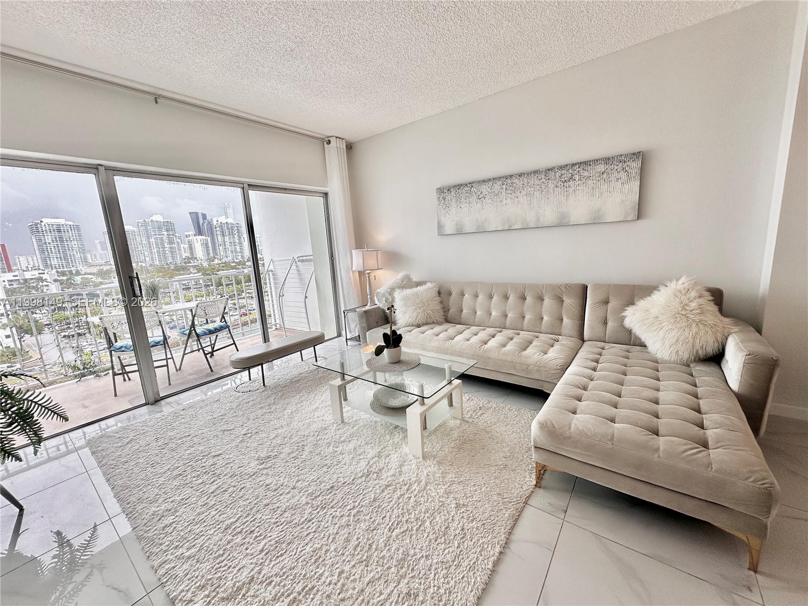 717 1 / 2 762 sq. ft. $ 2026-05-22 0 Photo