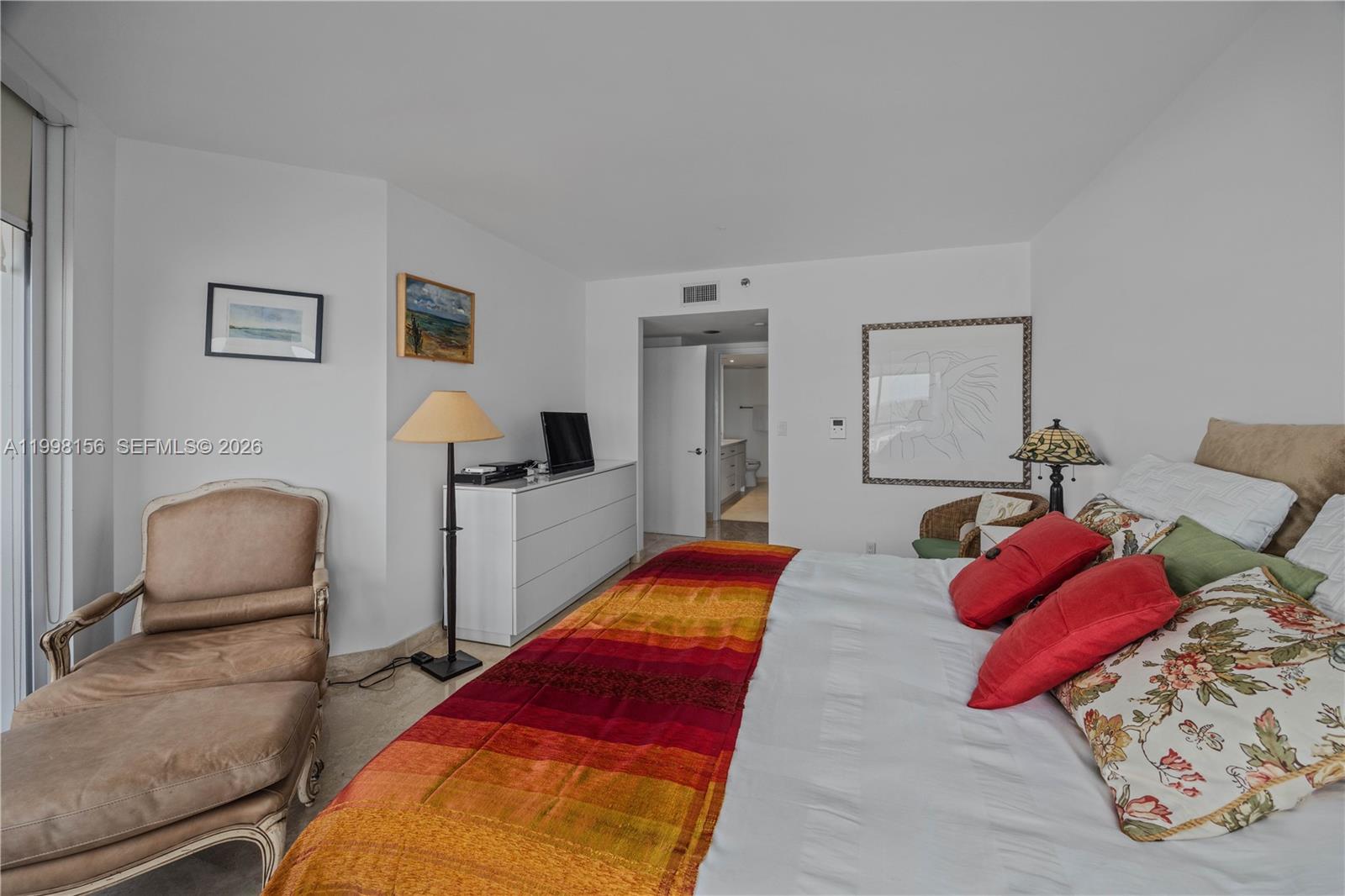 1910 2 / 2 1300 sq. ft. $ 2026-04-09 0 Photo