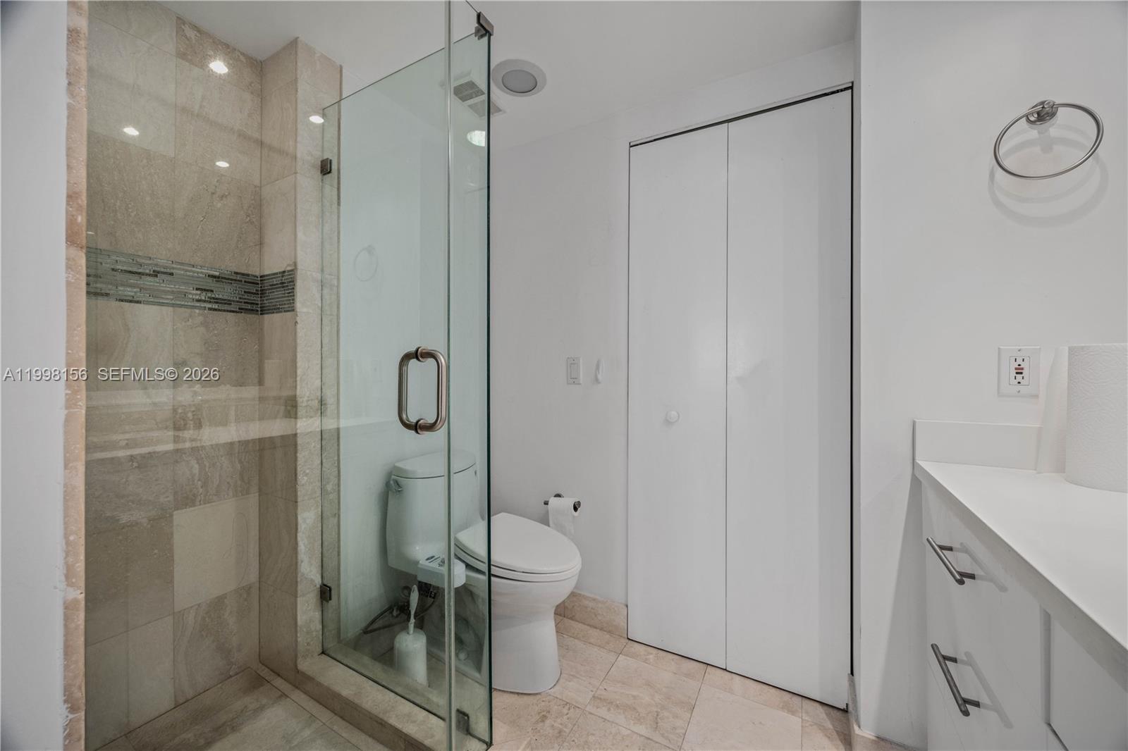 1910 2 / 2 1300 sq. ft. $ 2026-04-09 0 Photo