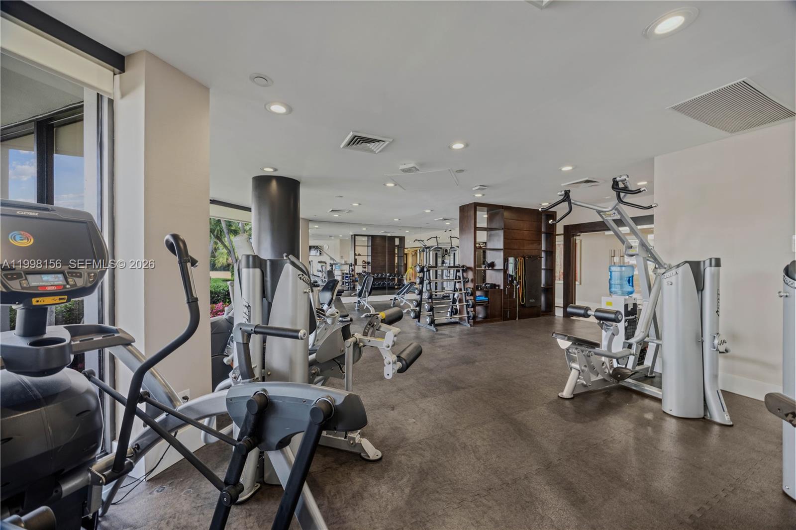 1910 2 / 2 1300 sq. ft. $ 2026-04-09 0 Photo