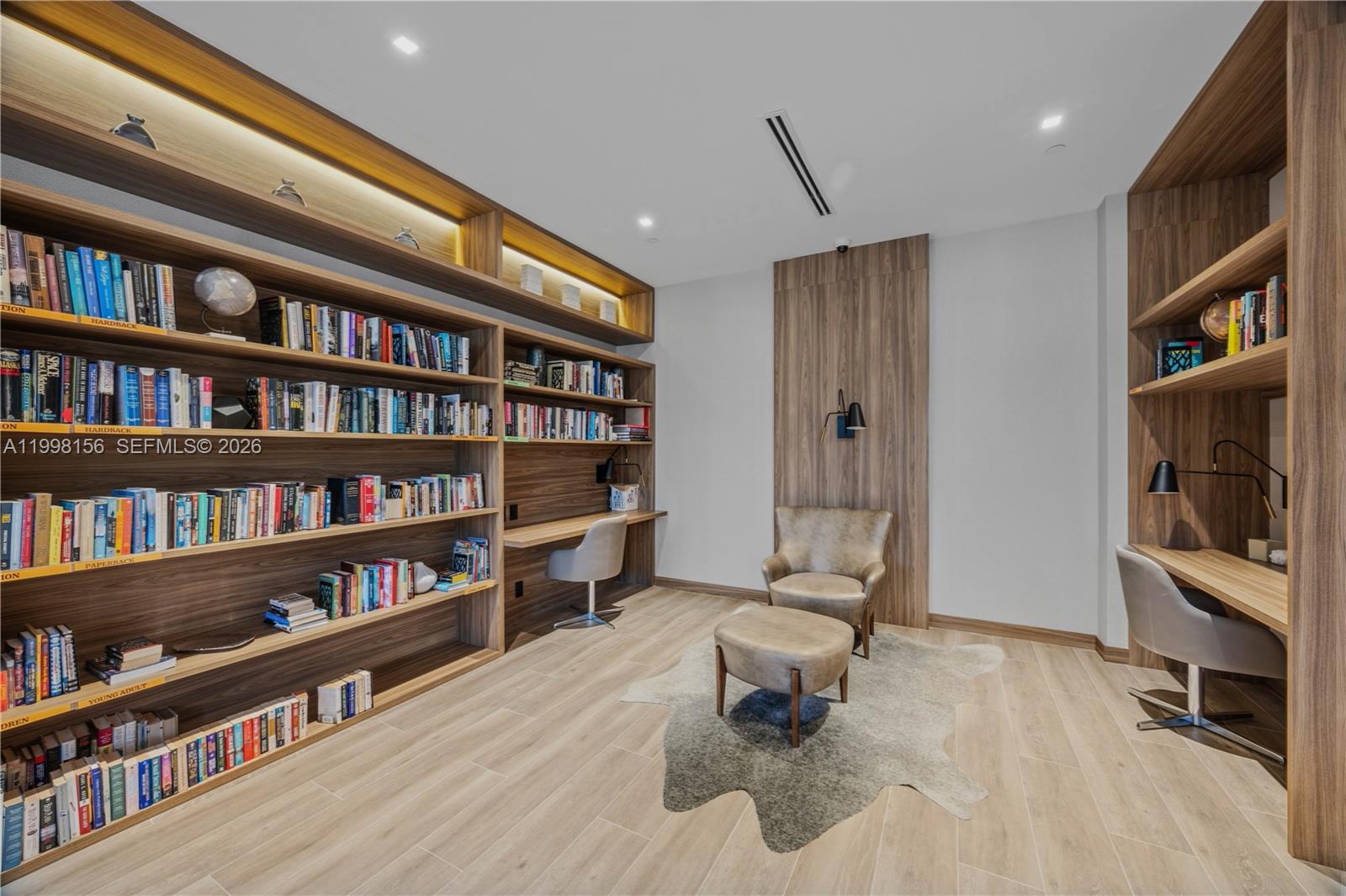 1910 2 / 2 1300 sq. ft. $ 2026-04-09 0 Photo